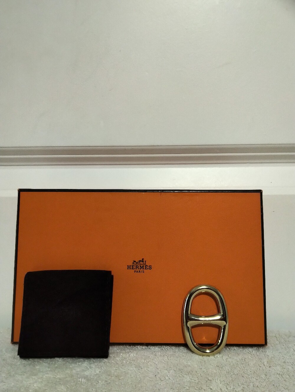 Authentic Hermès Chaine D'ancre Scarf Ring - Gold Permabrass With Pouch